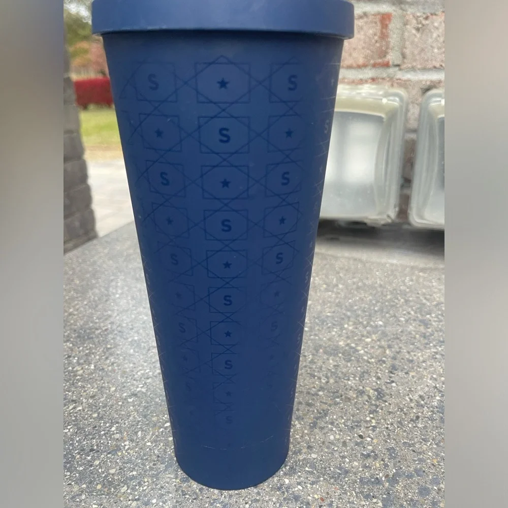 Starbucks 2017 matte blue S Star cold brew tumbler